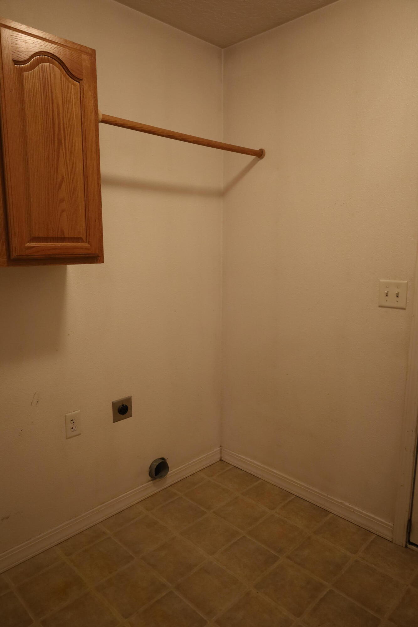 590 N 1st St Property Photo 10