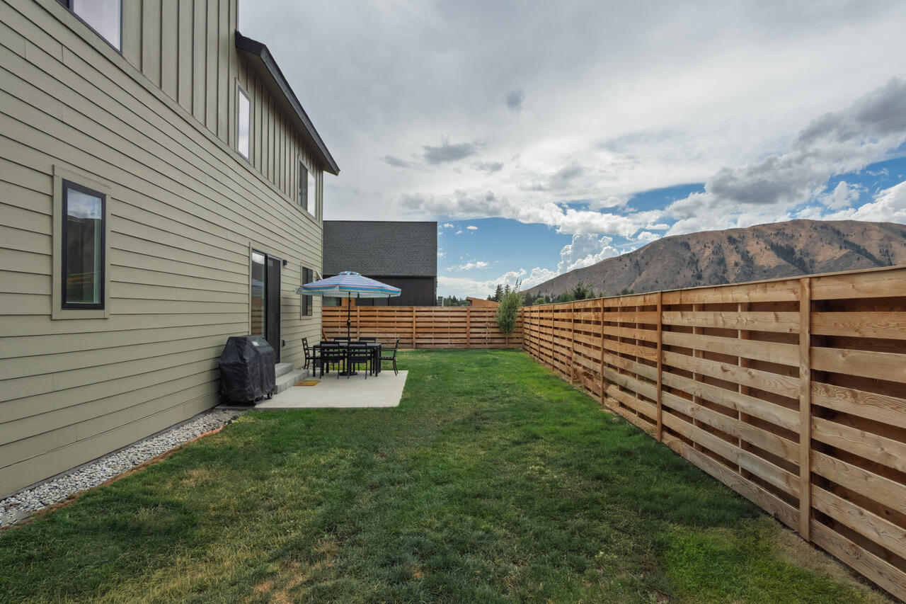 321 Gray's Starlight Dr Property Photo 26