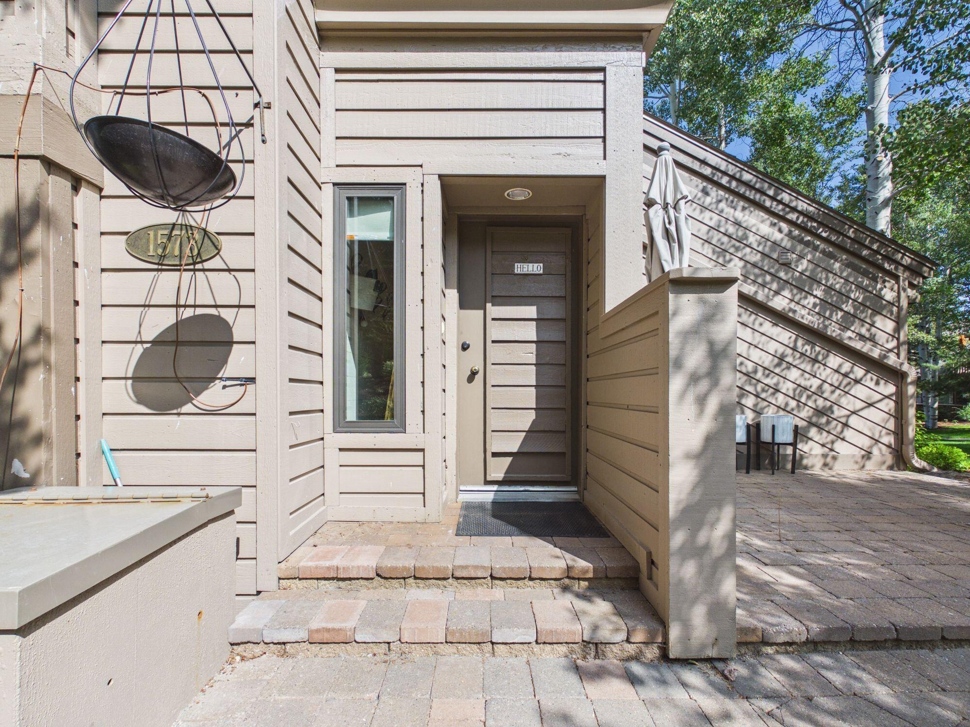 1573 Snow Creek Condo Dr Property Photo 2