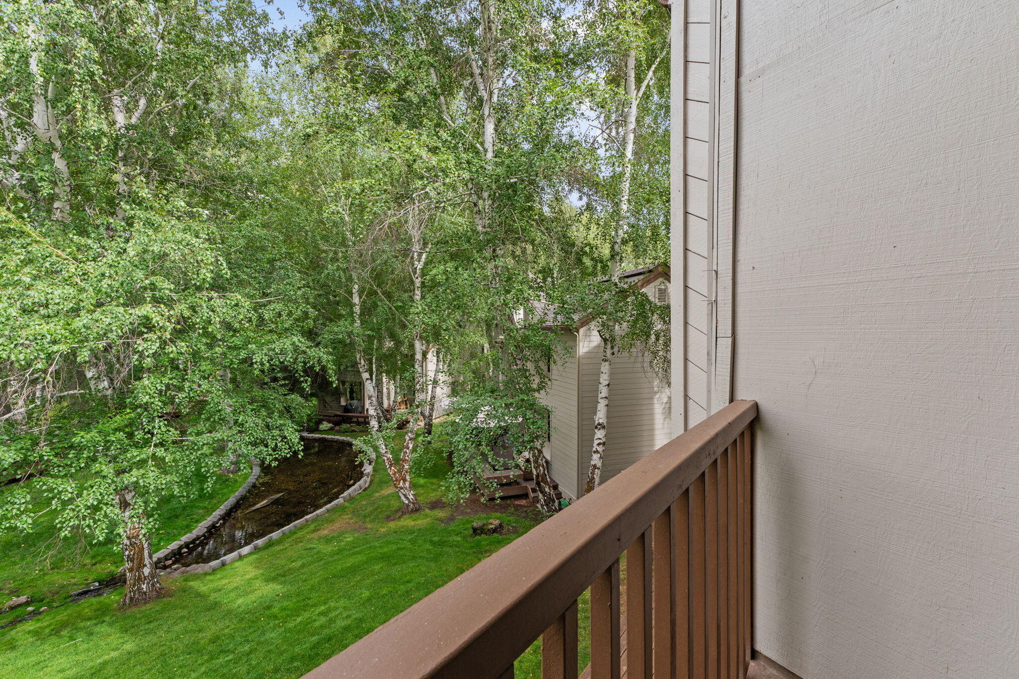 2405 Indian Springs Condo Dr Property Photo 4