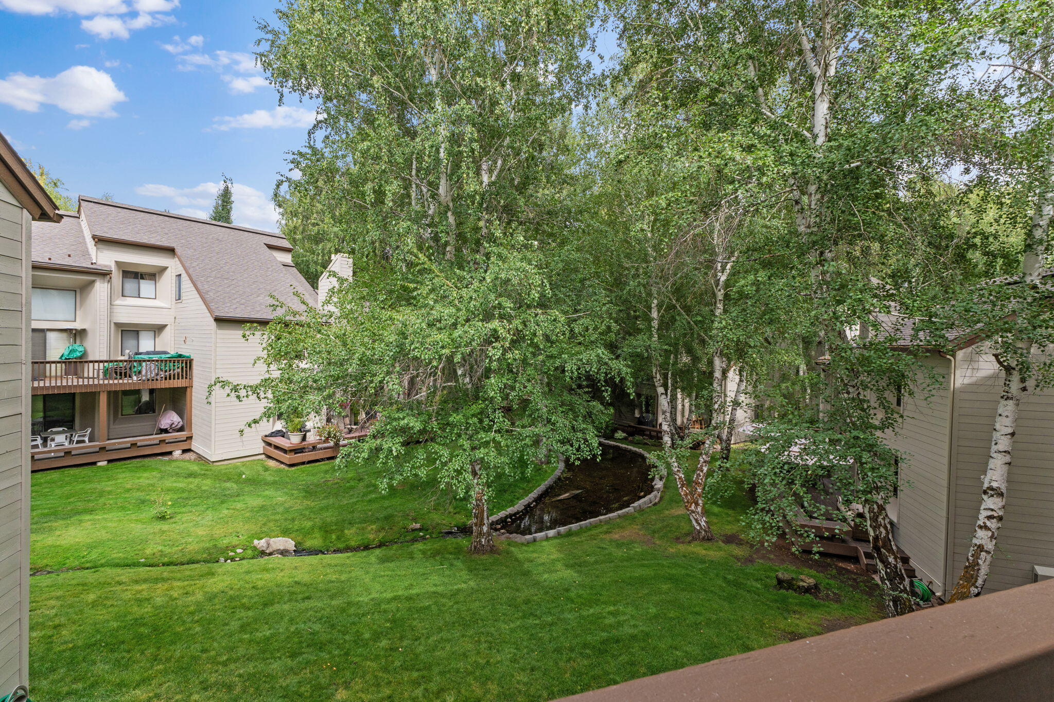 2405 Indian Springs Condo Dr Property Photo 5