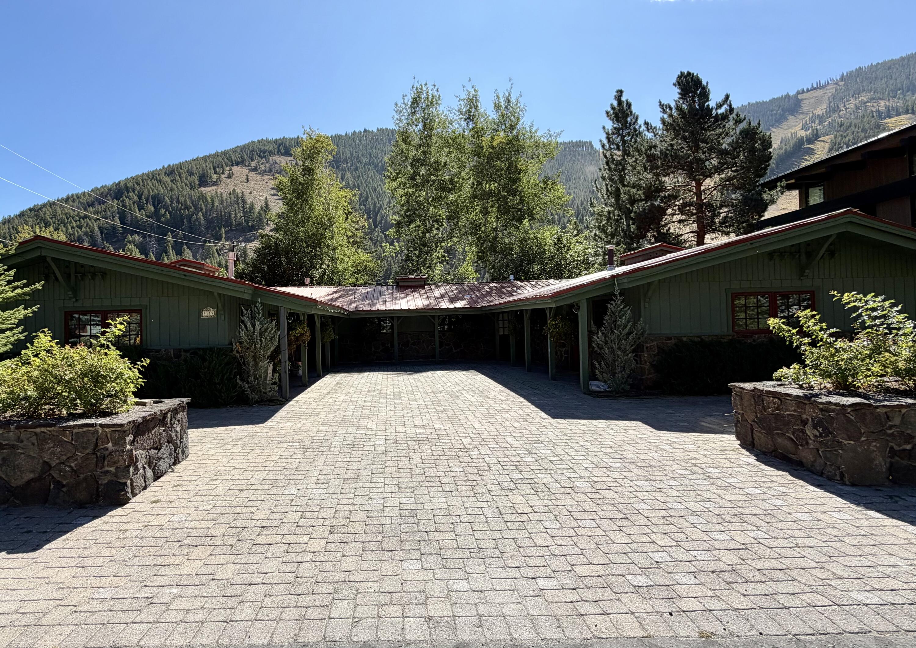 3119 Warm Springs Rd 1-4 Property Photo 1