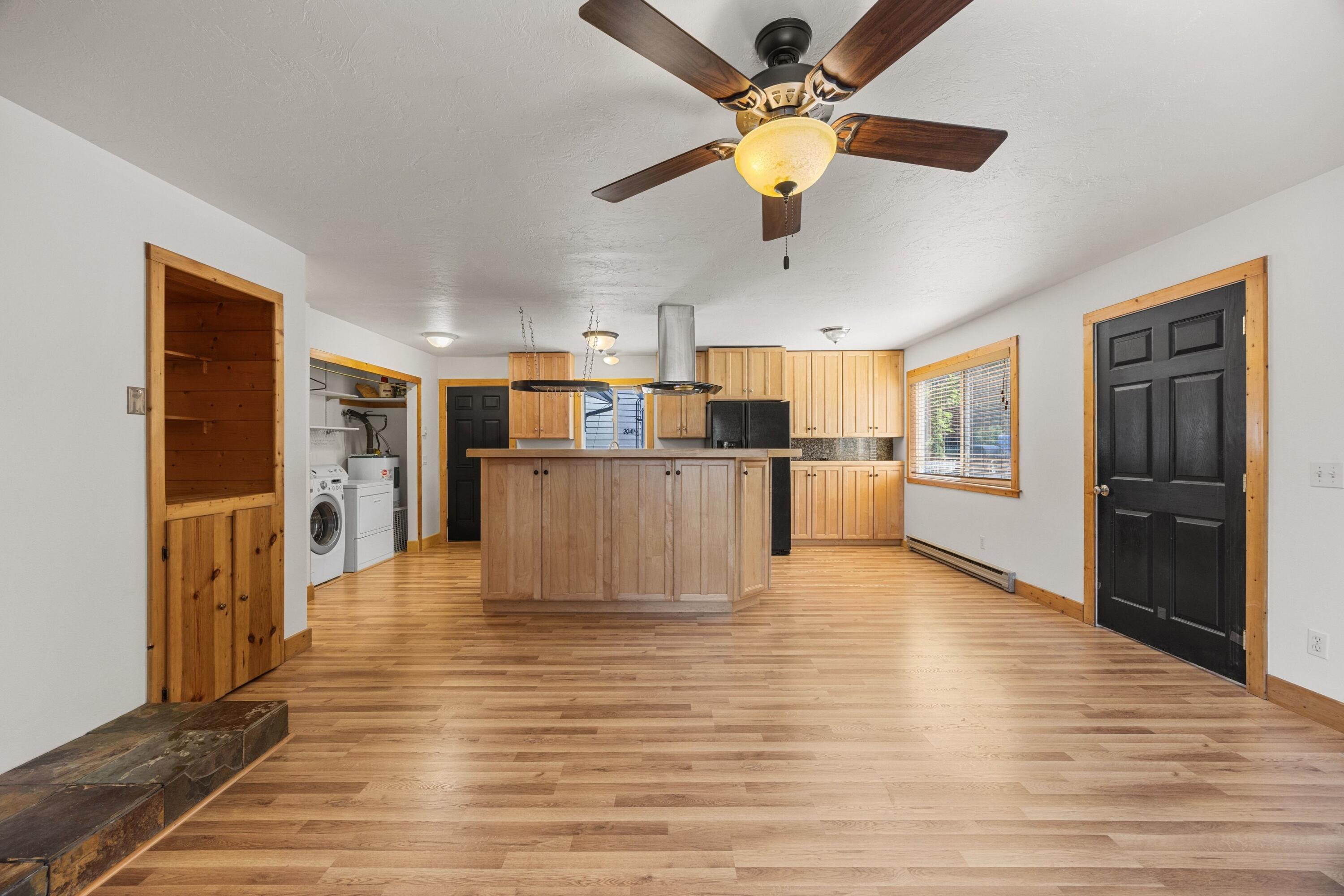 3041 Beaver Brook Dr Property Photo 3