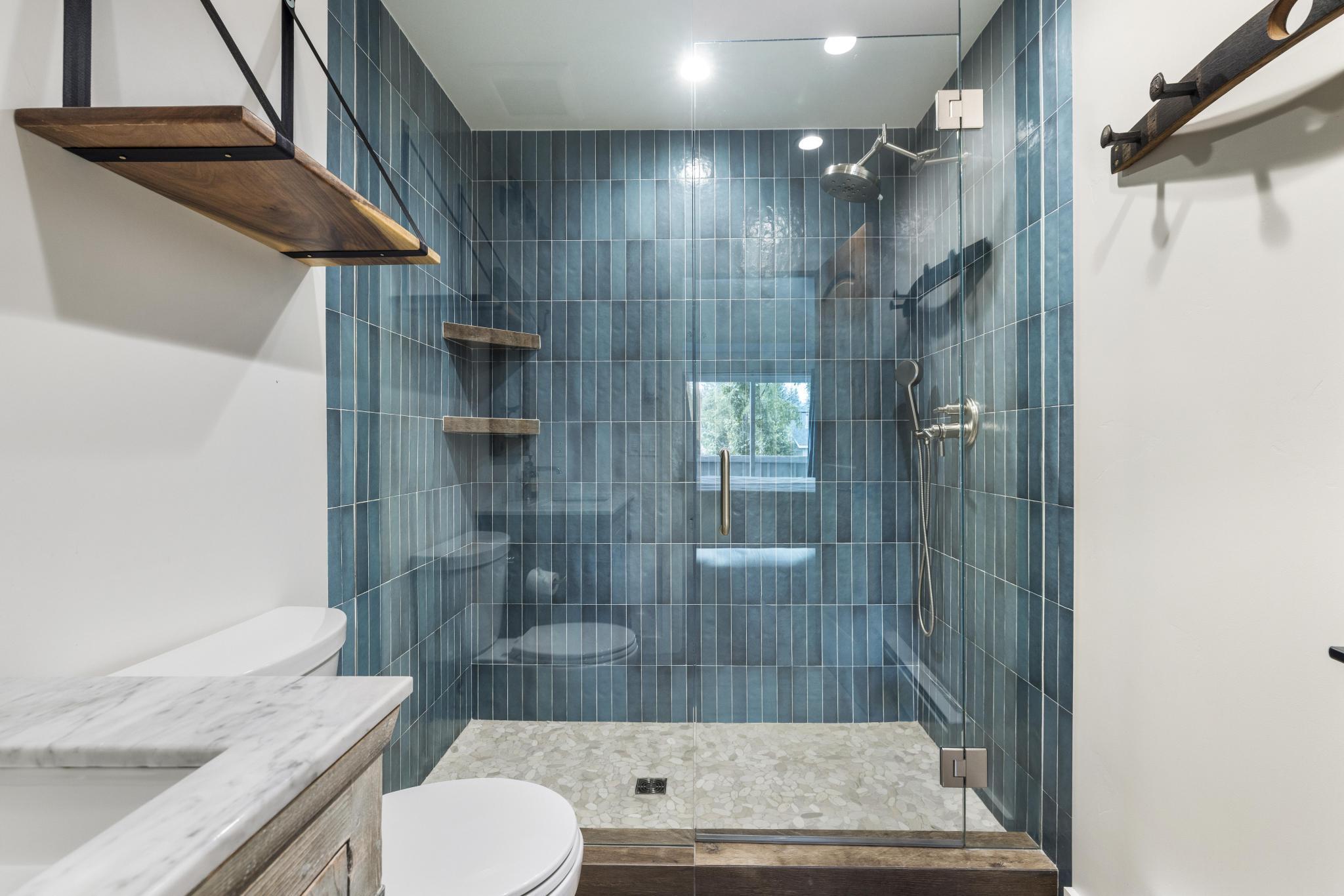 229 Pinewood A14 Property Photo 8