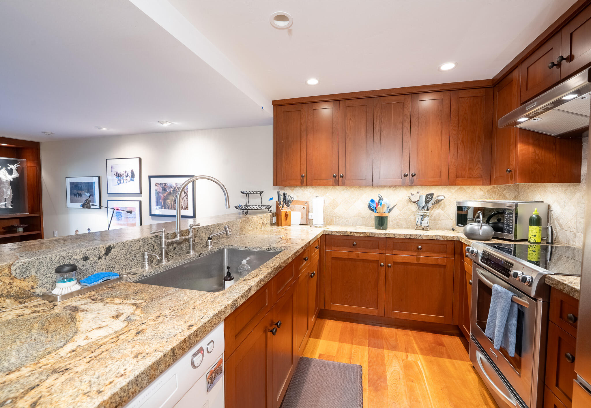 1522 Snow Creek Condo Dr Property Photo 1