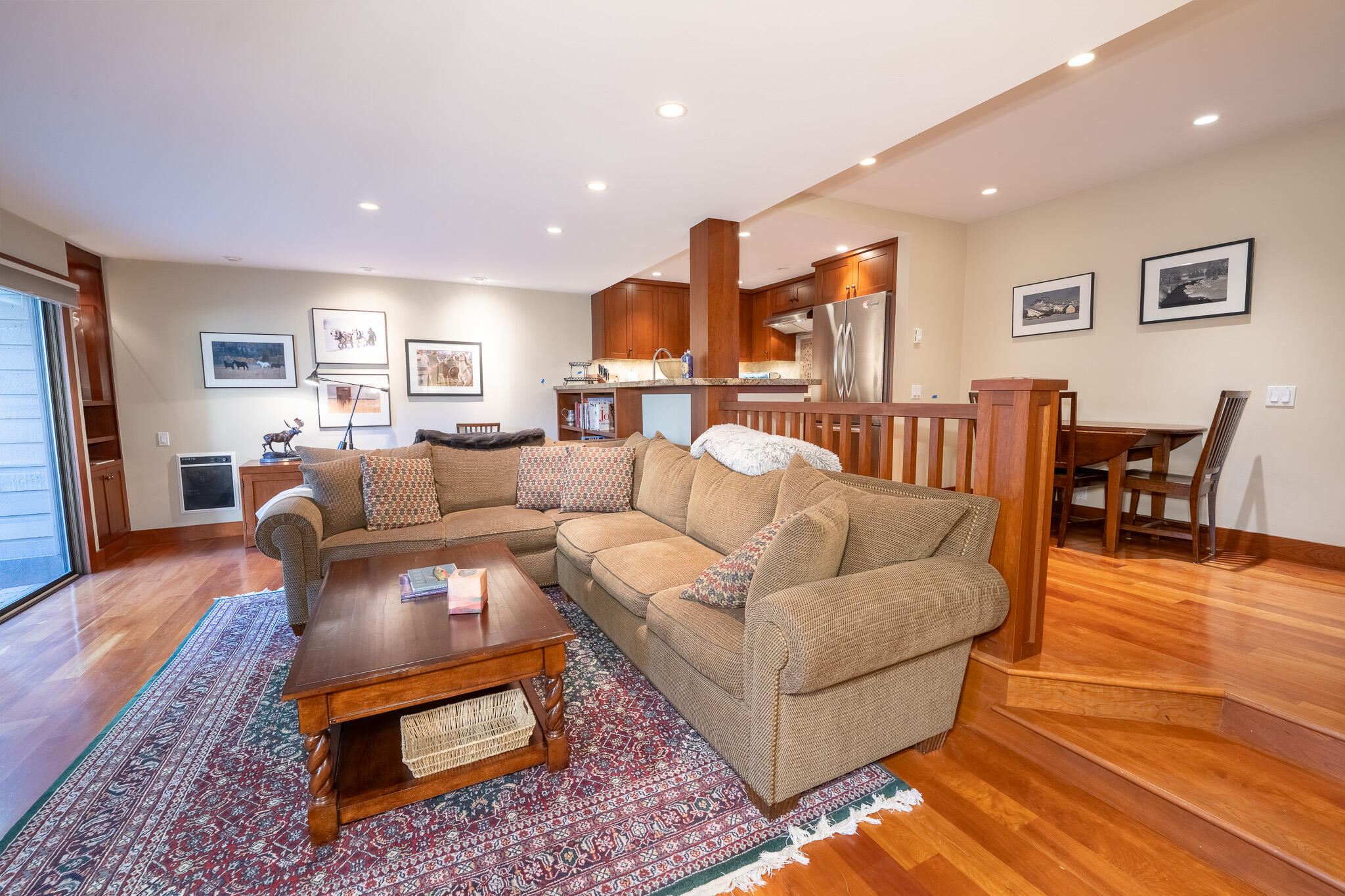 1522 Snow Creek Condo Dr Property Photo 4