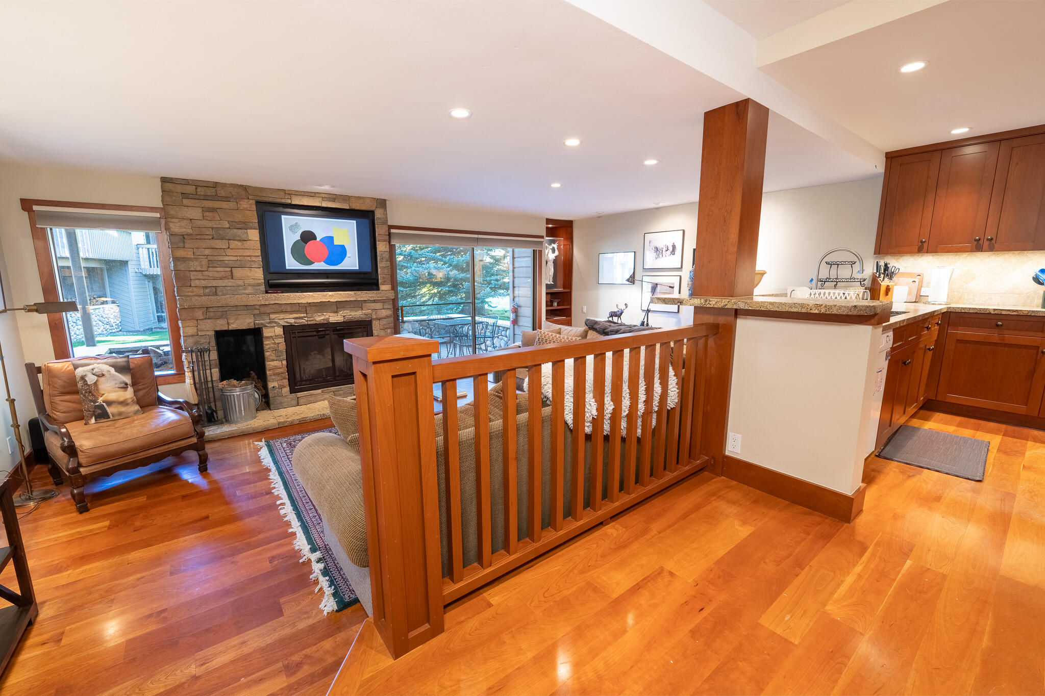 1522 Snow Creek Condo Dr Property Photo 8