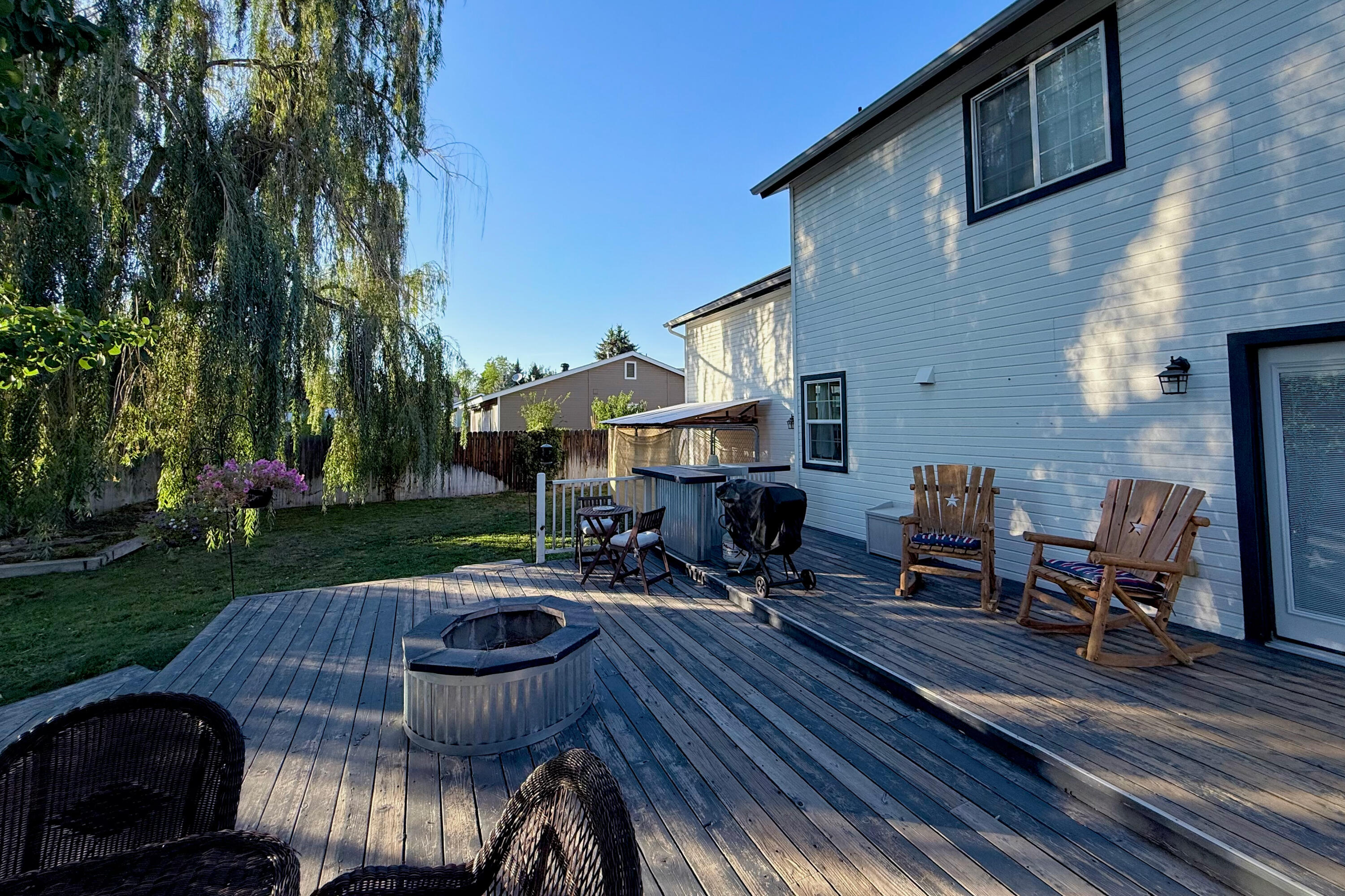 3231 Woodside Blvd Property Photo 25
