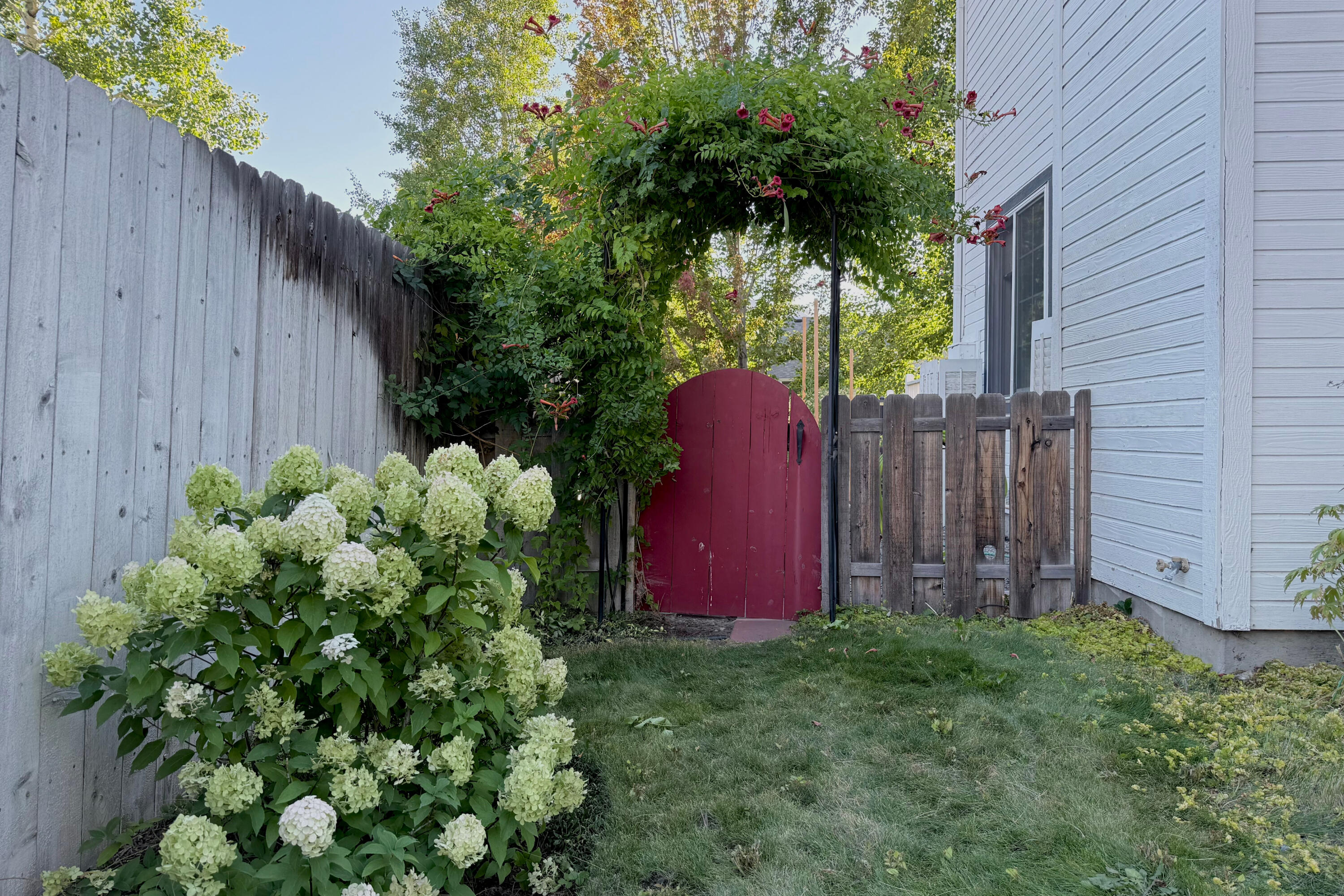3231 Woodside Blvd Property Photo 31