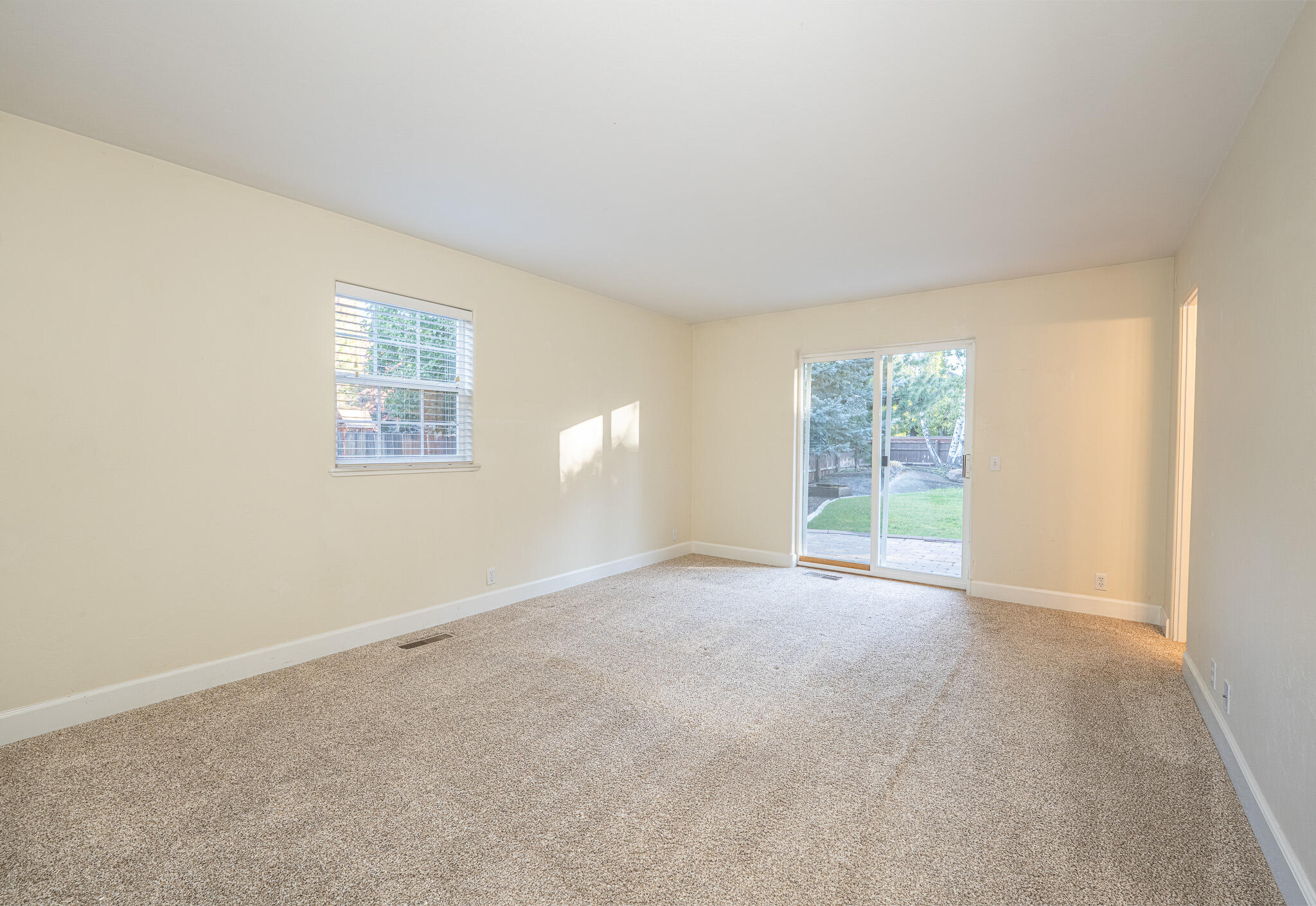 1830 Northridge Dr Property Photo 9