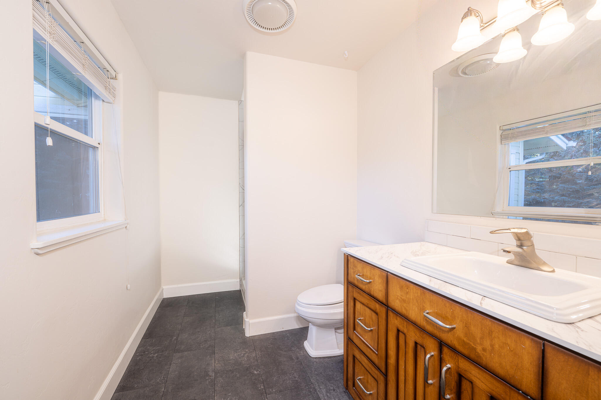 1830 Northridge Dr Property Photo 11