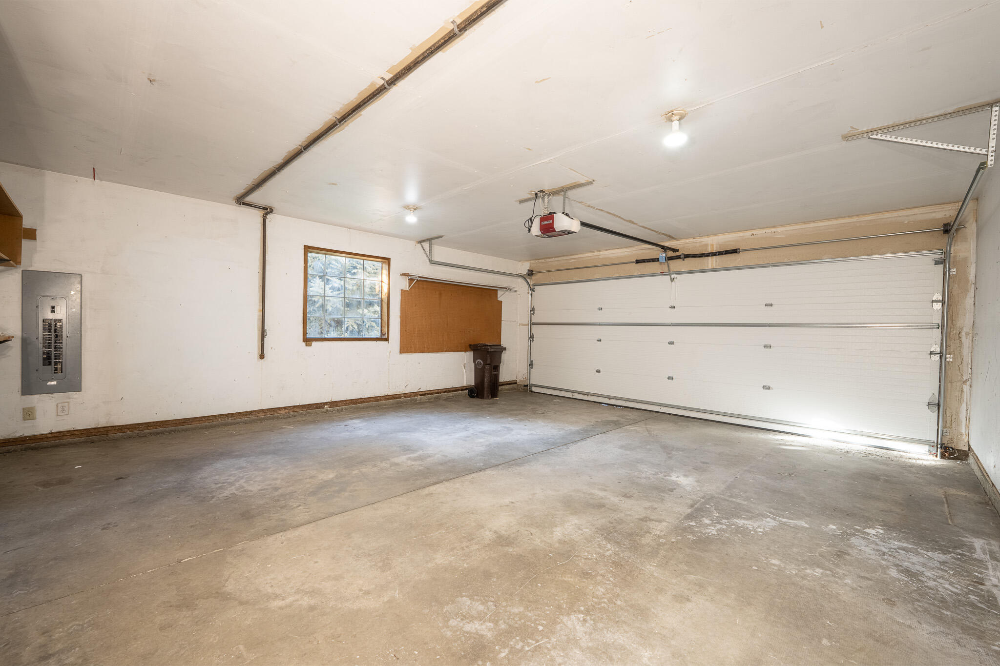 1830 Northridge Dr Property Photo 18