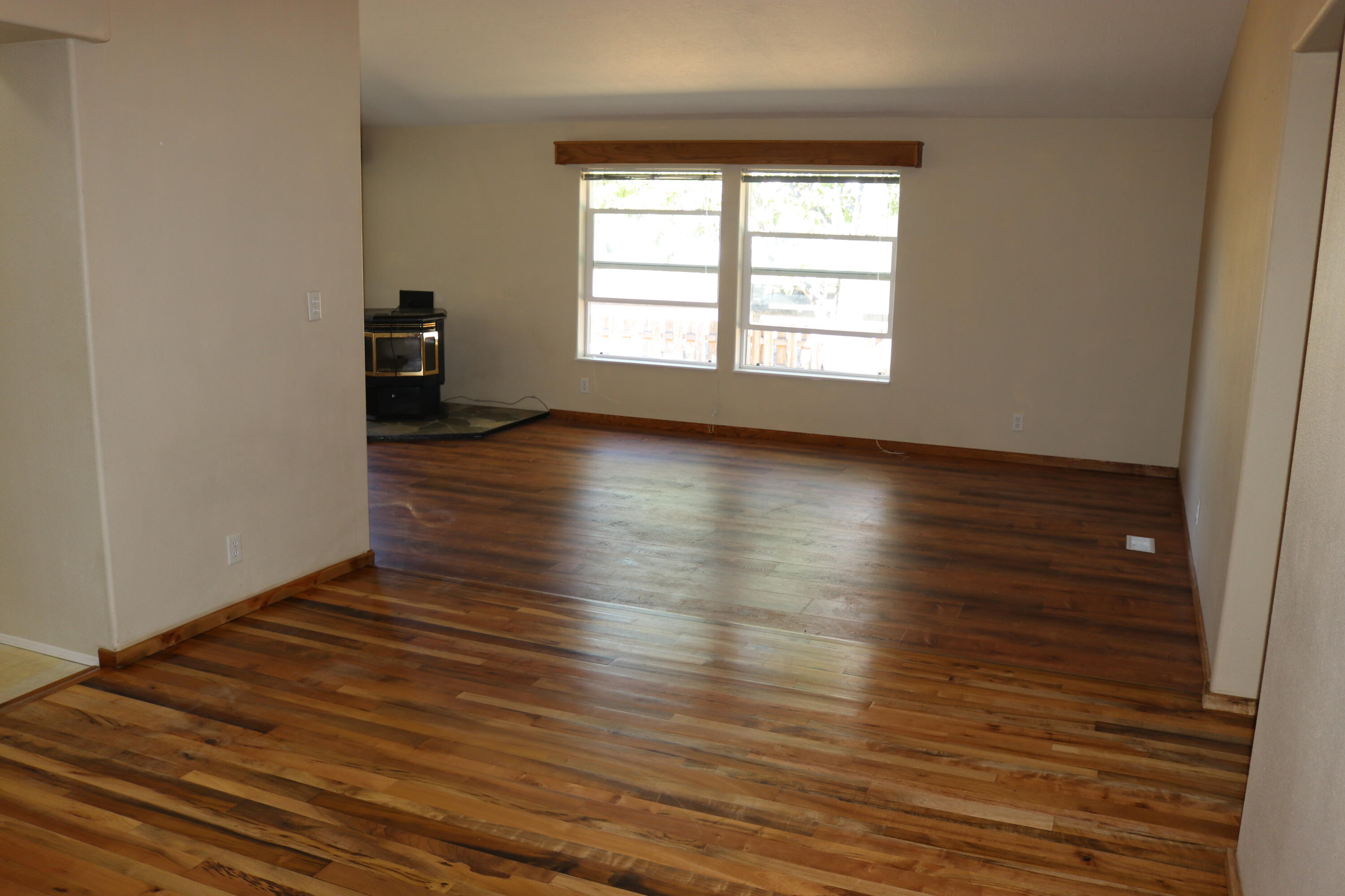 175 W Cassia Ave Property Photo 5