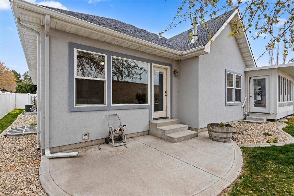 688 Canyon Park Ave Property Photo 41