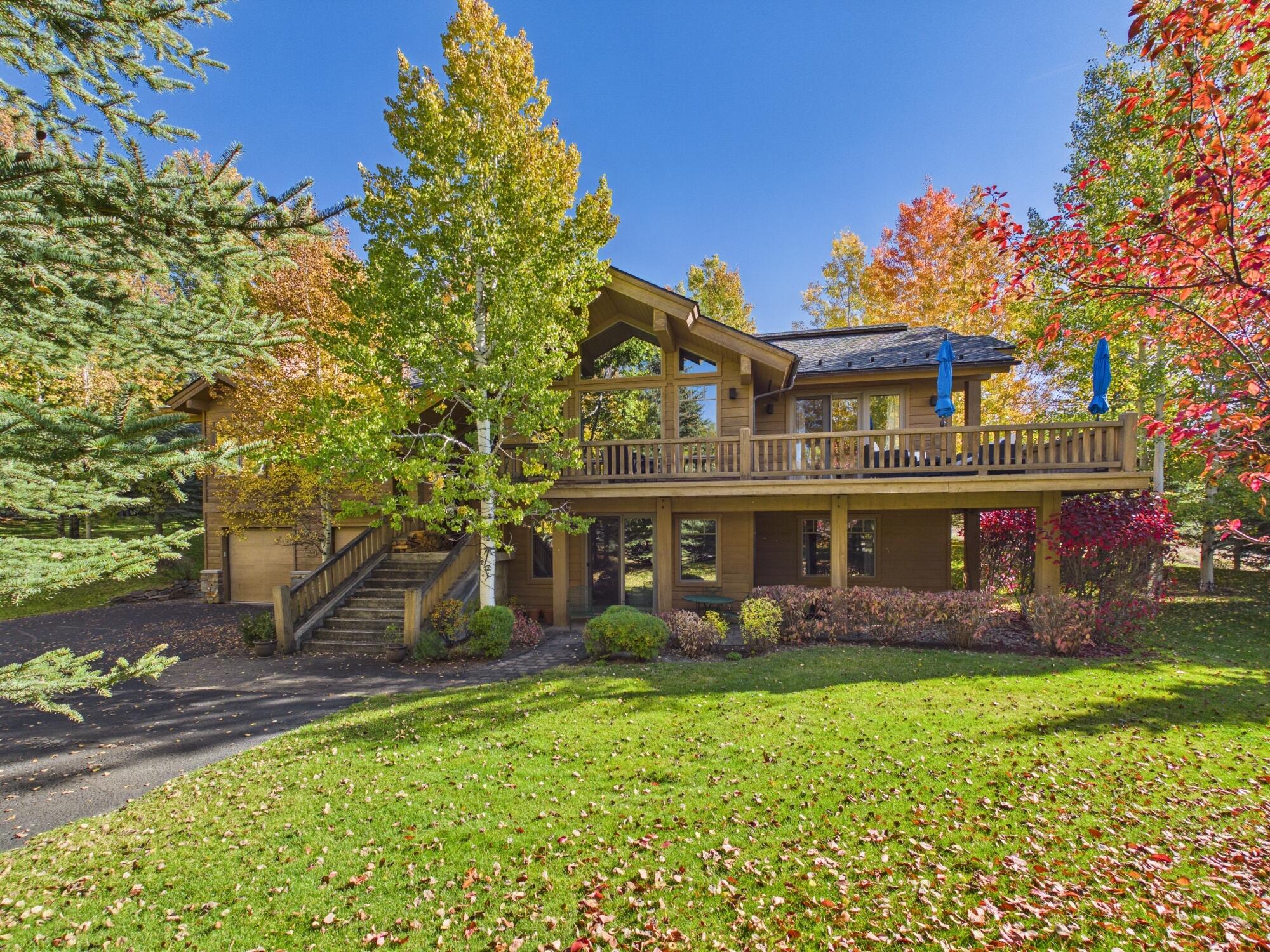 217 Camas Loop Property Photo 1