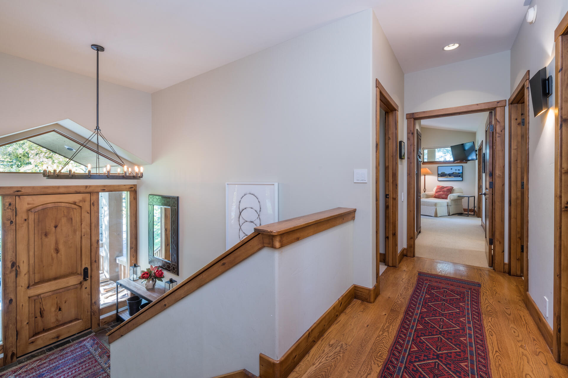 217 Camas Loop Property Photo 4