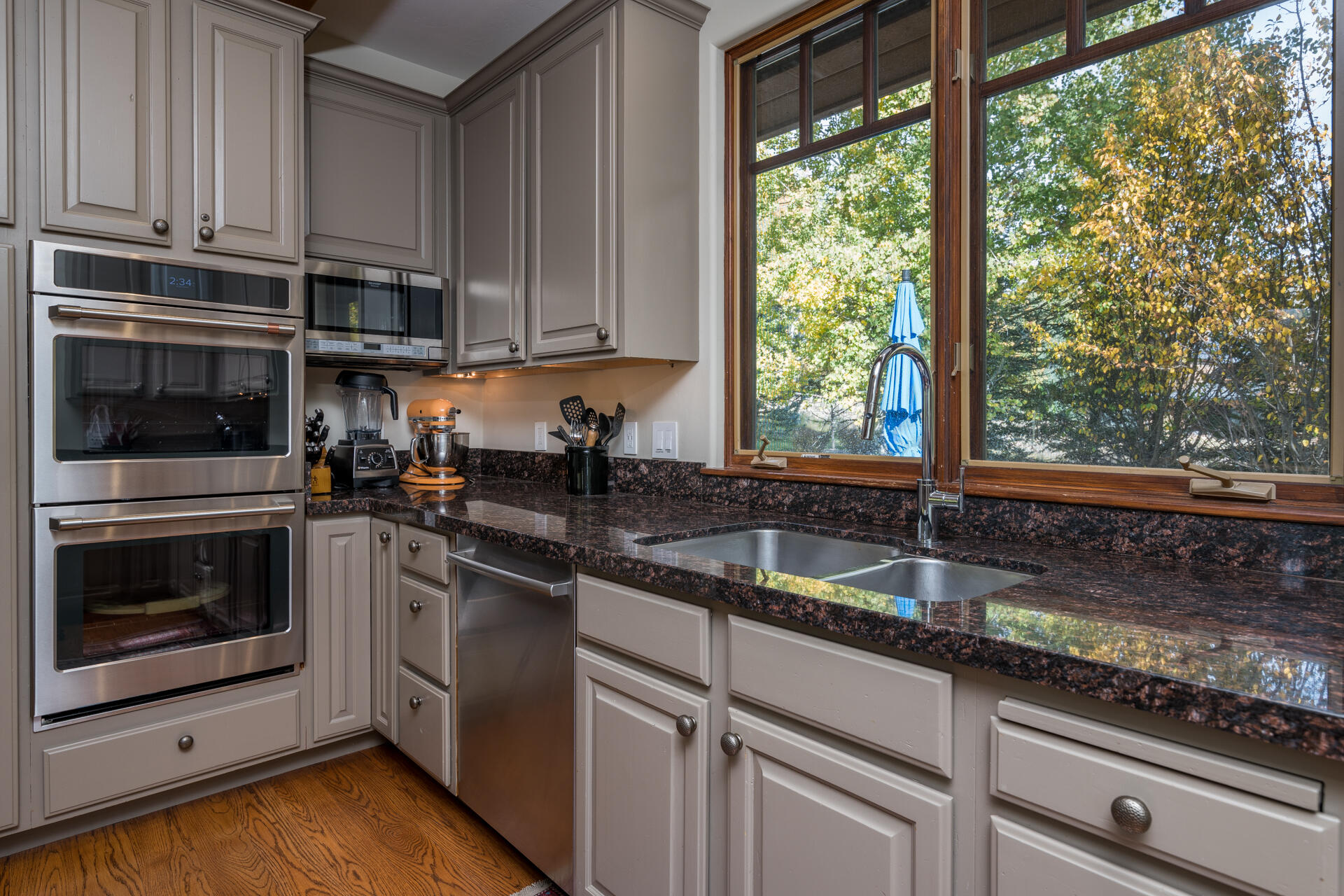 217 Camas Loop Property Photo 8