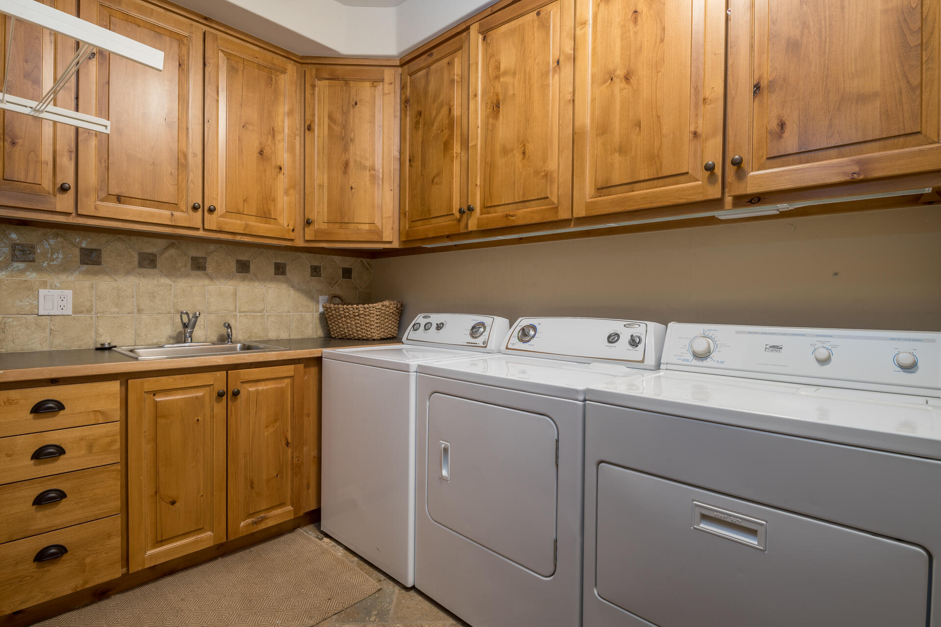 113 Fireweed Dr Property Photo 31