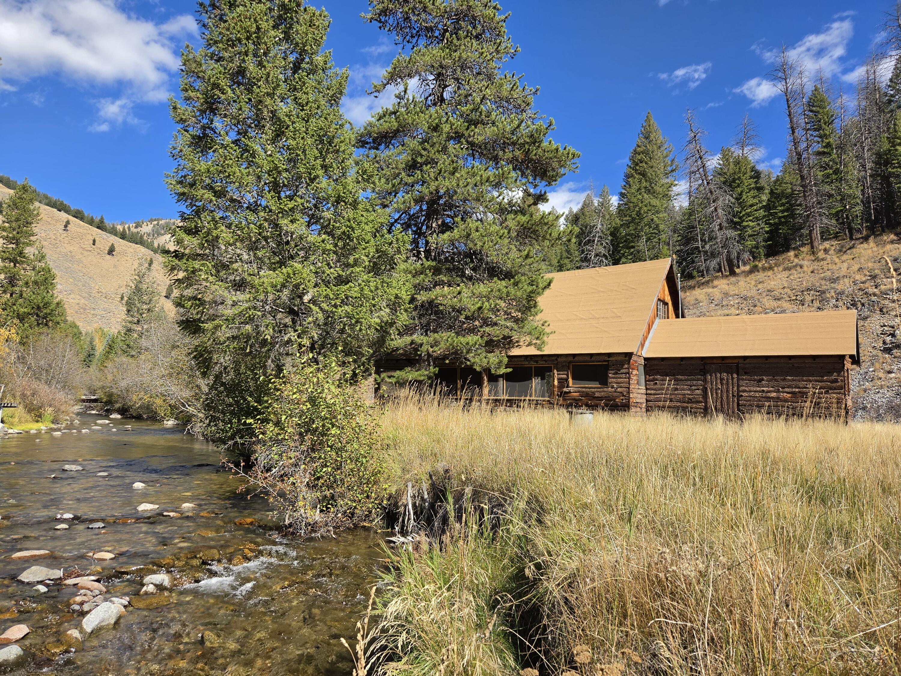 999 W Warm Springs Rd Property Photo 1