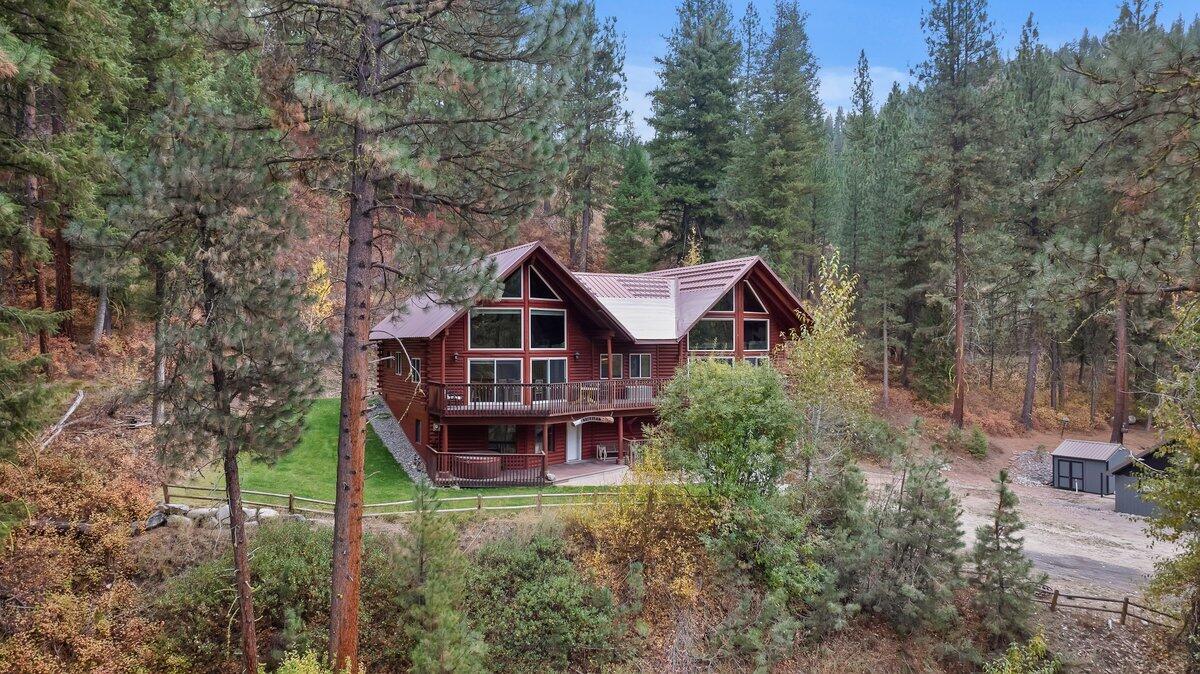 Picture of 2476 N Pine-Featherville Rd
