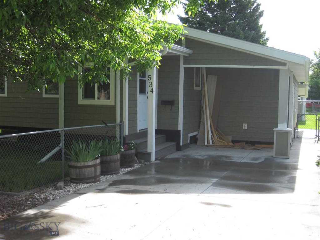 534 N Black Property Photo 1