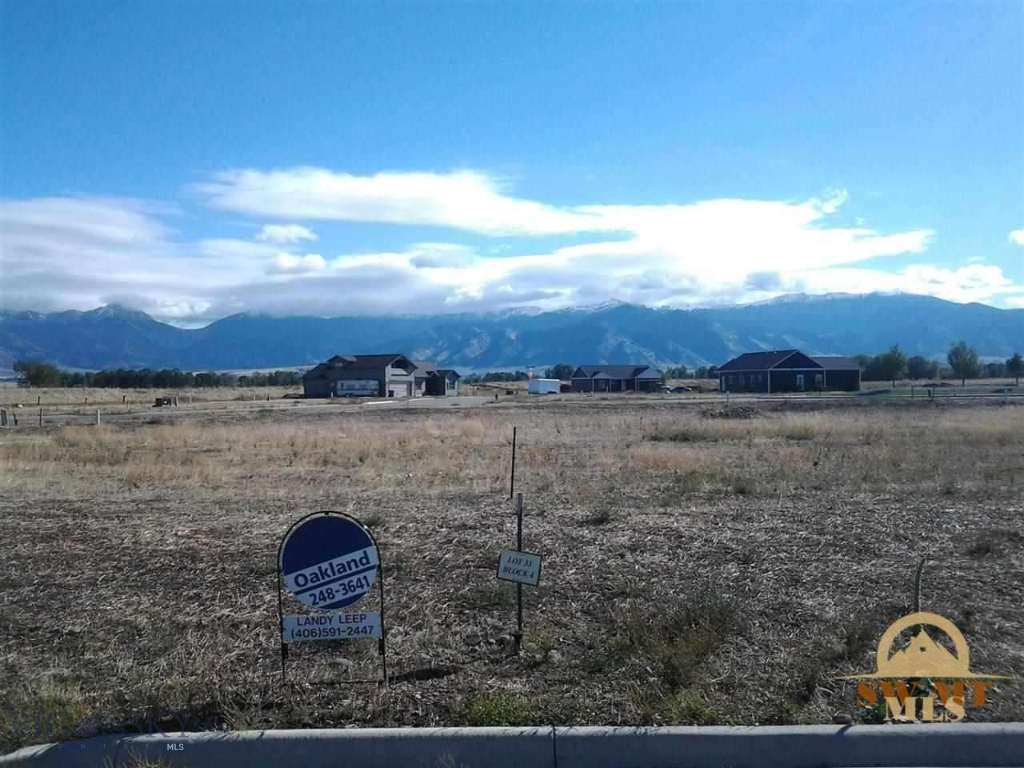 2004 Avocet Property Photo 1