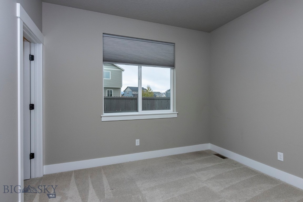 2133 Stewart Loop Property Photo 27