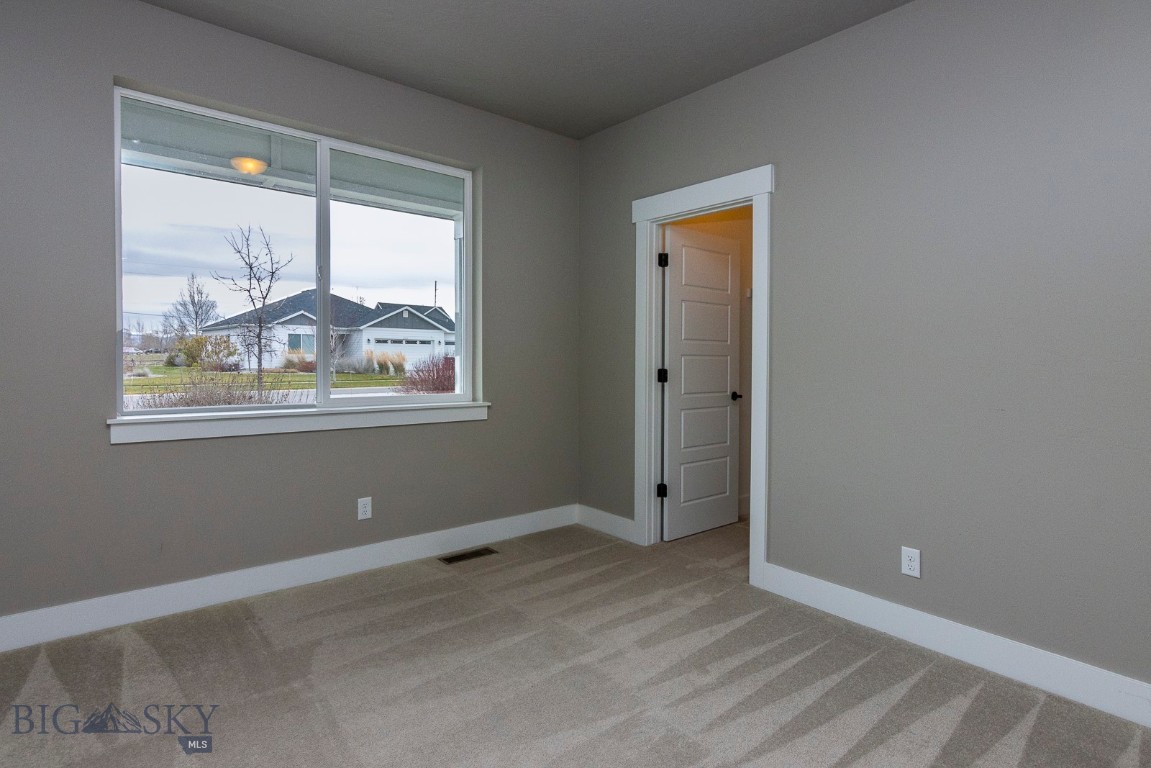 2133 Stewart Loop Property Photo 33