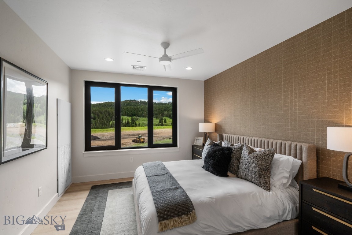 211 Town Center Avenue 2h Property Photo 6