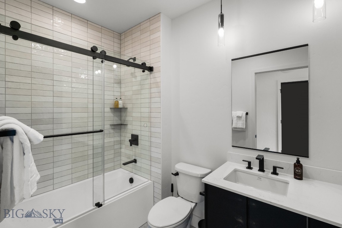 211 Town Center Avenue 2h Property Photo 18