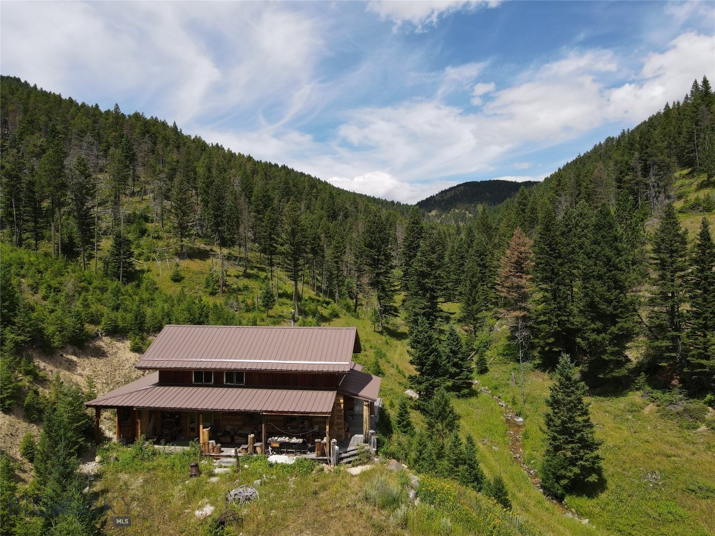 1956 Whiskey Gulch Trail Property Photo
