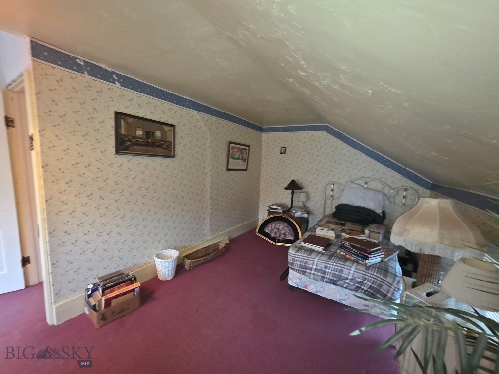 115 E Idaho Property Photo 21