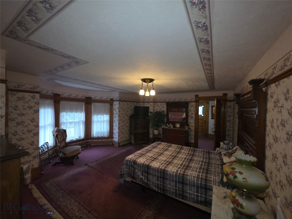 115 E Idaho Property Photo 23
