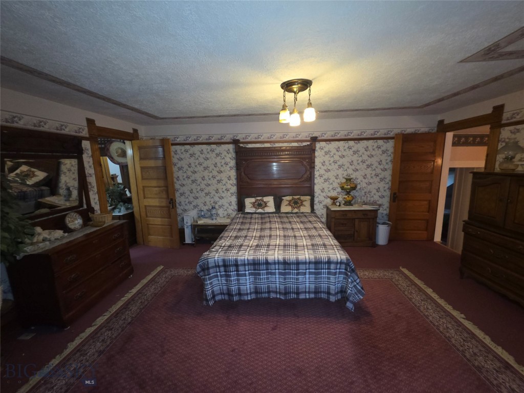 115 E Idaho Property Photo 24