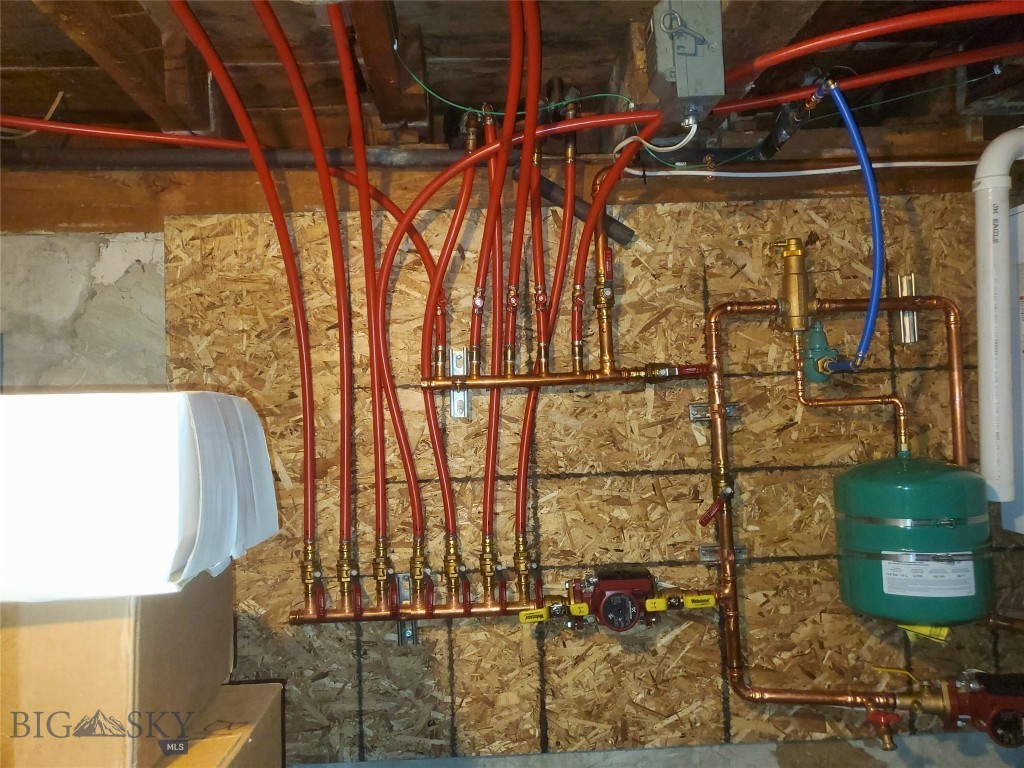 115 E Idaho Property Photo 33