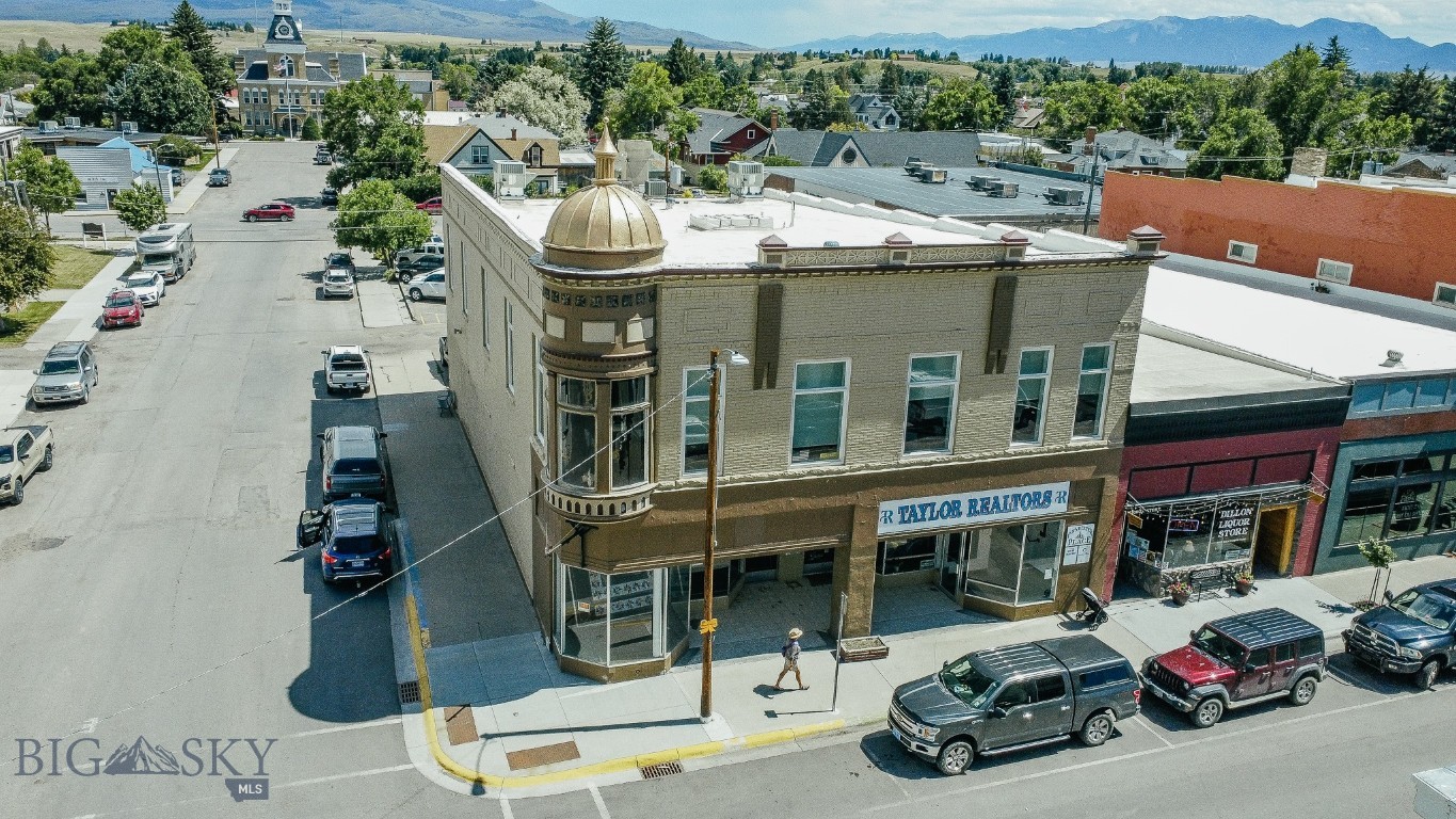 4 S Idaho Street Property Photo 1