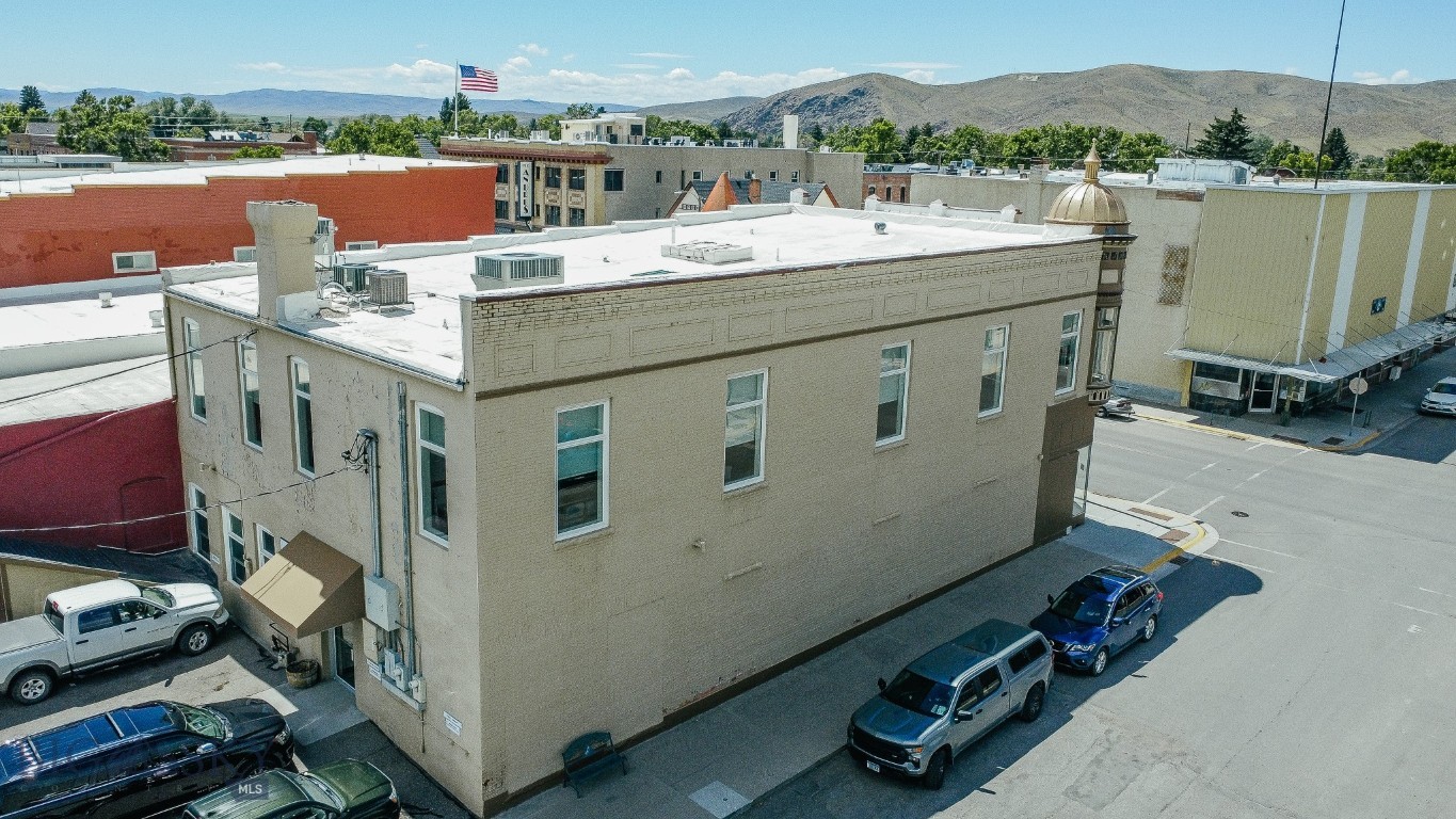 4 S Idaho Street Property Photo 5