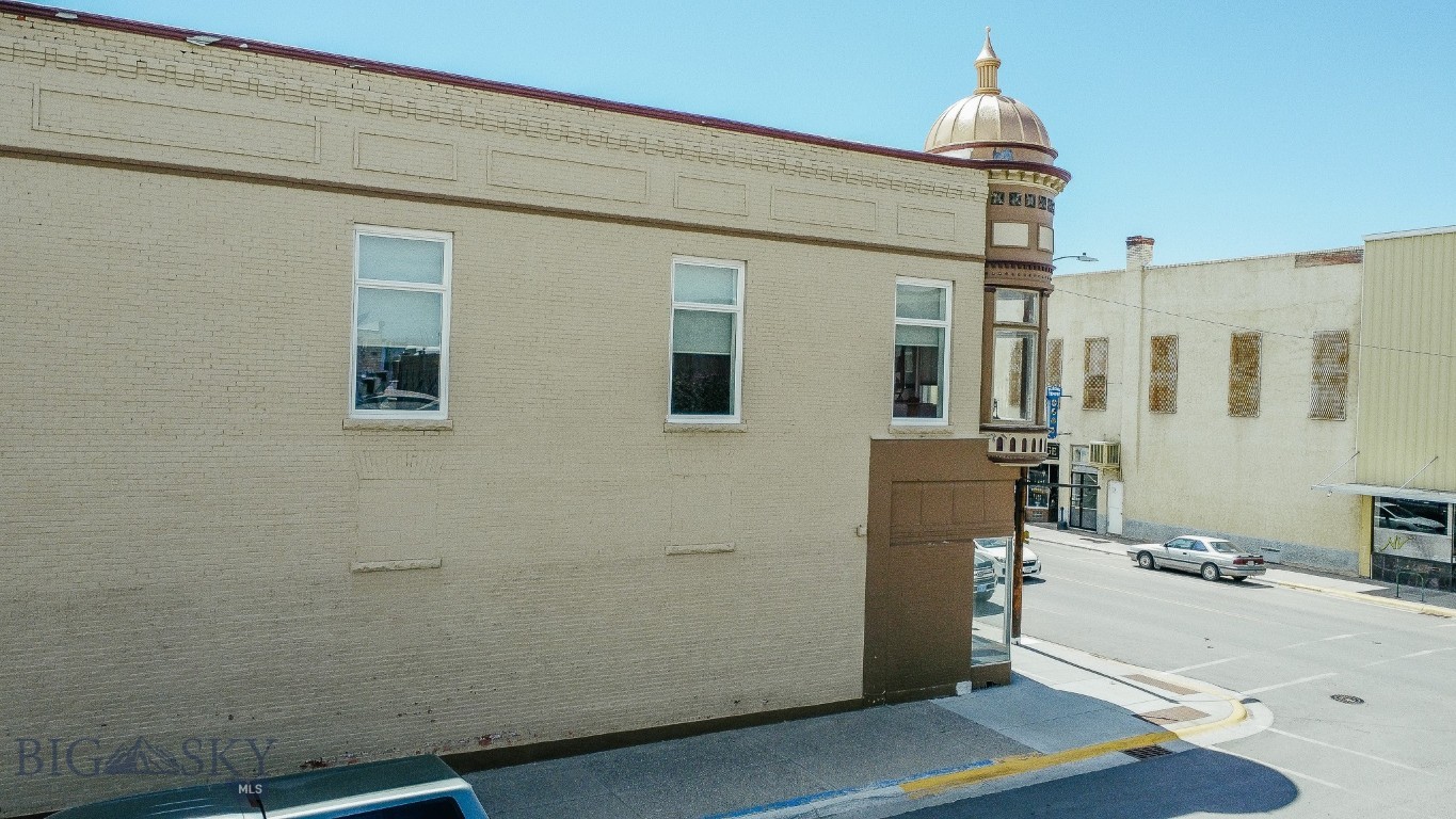 4 S Idaho Street Property Photo 10