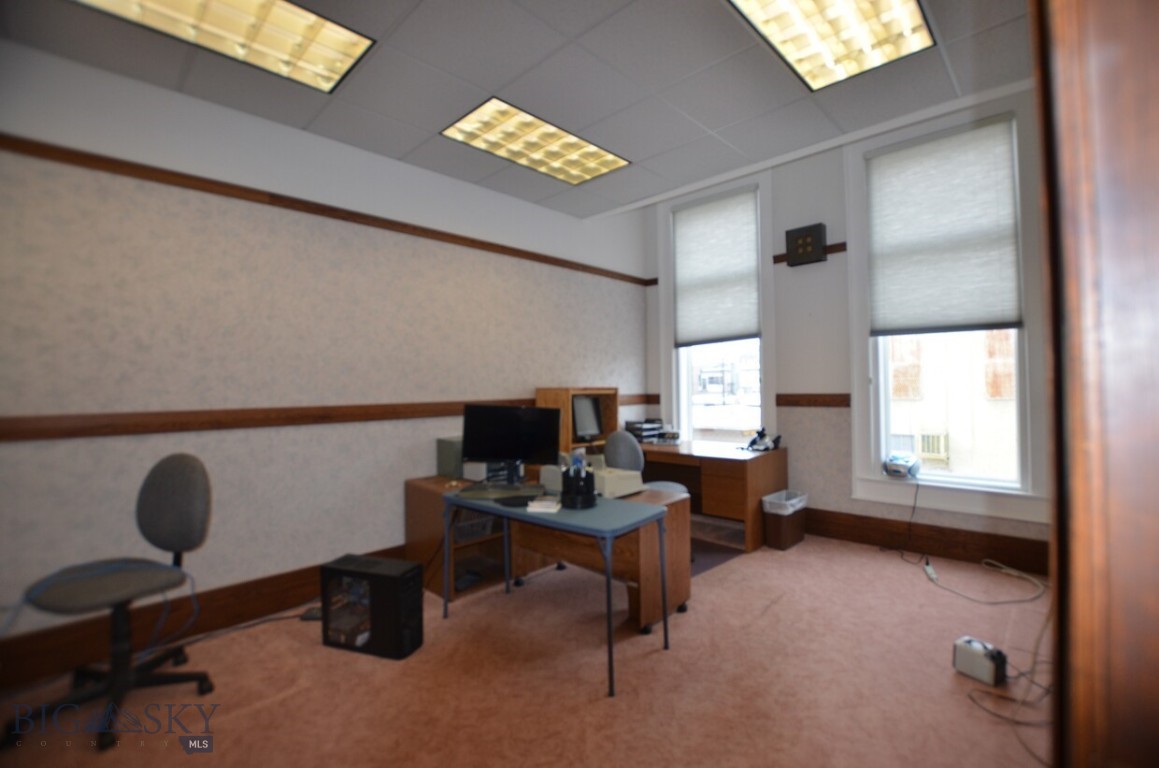 4 S Idaho Street Property Photo 19