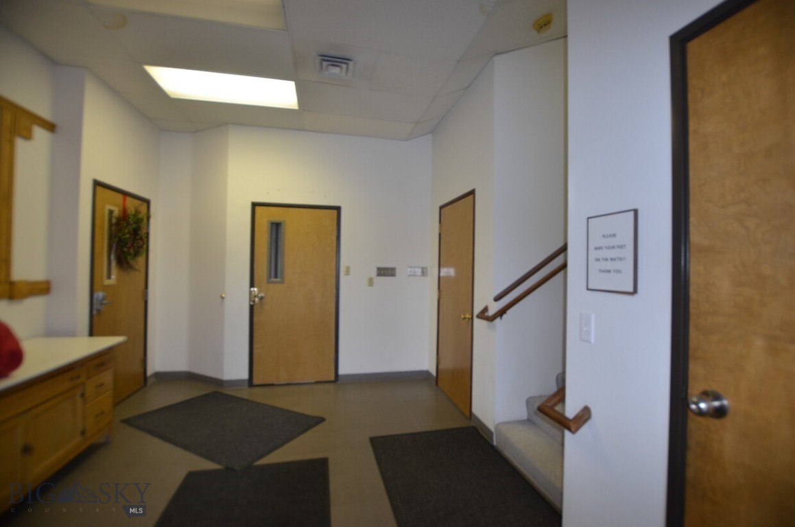 4 S Idaho Street Property Photo 25