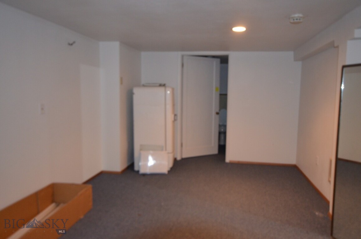 4 S Idaho Street Property Photo 28