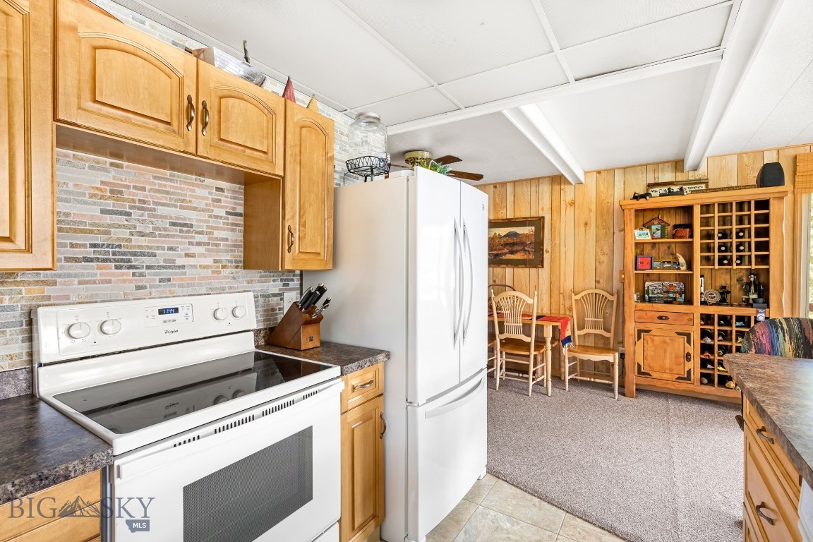 2770 Holter Lake Shore Property Photo 15