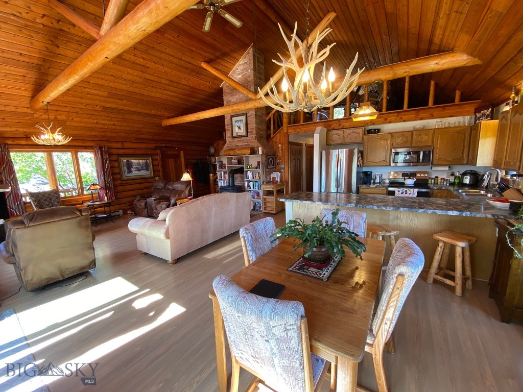 456 Friendspring Road Property Photo 12