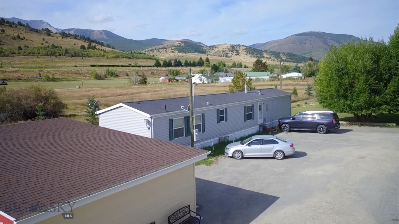 10345 Mt Highway 1 Property Photo 32