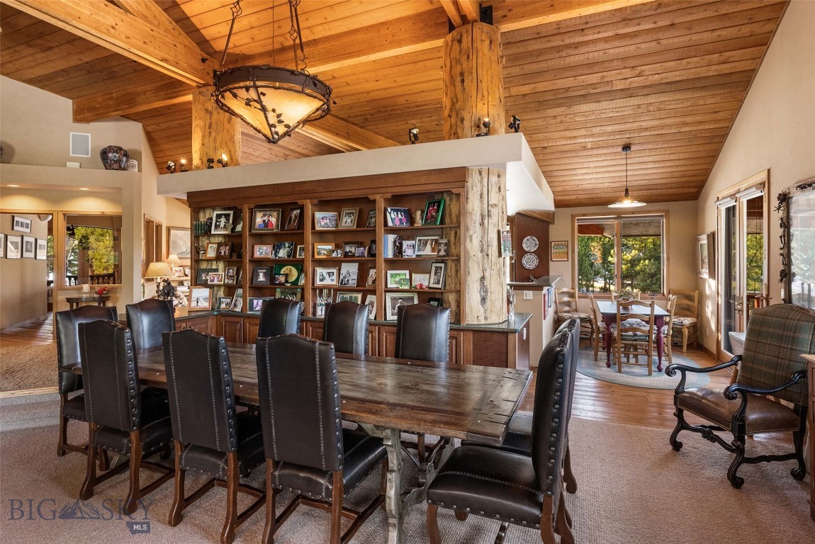 5255 Lone Mountain Trail Property Photo 11