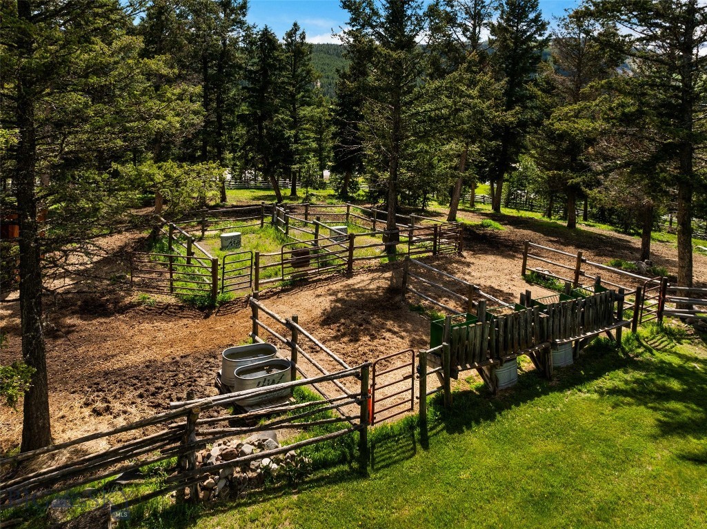 5255 Lone Mountain Trail Property Photo 36