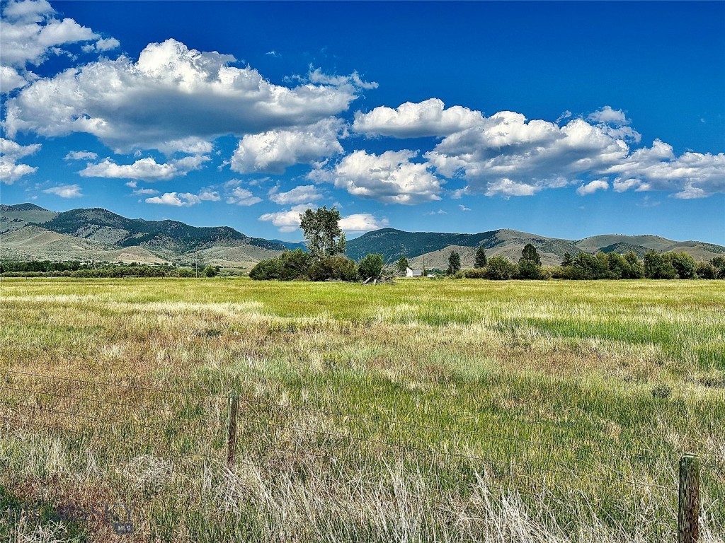 Tract 8 61.13 Acres Property Photo