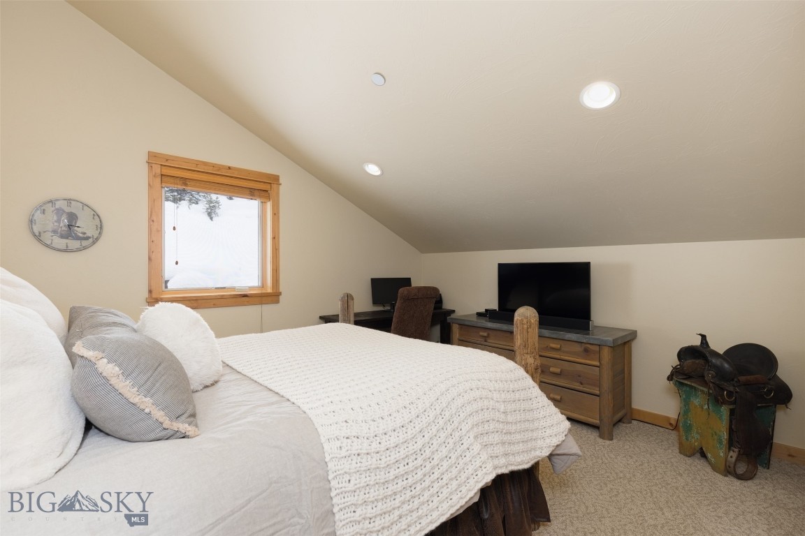 21 Black Eagle Road 28 Property Photo 33