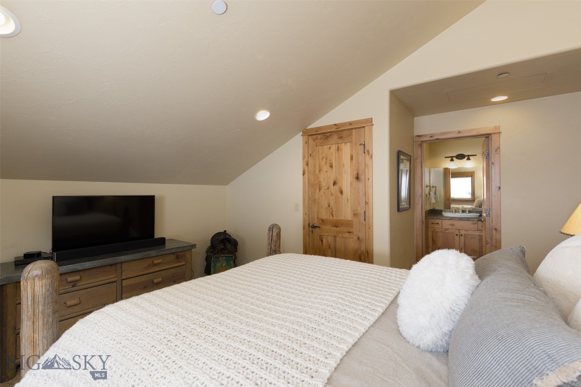 21 Black Eagle Road 28 Property Photo 35