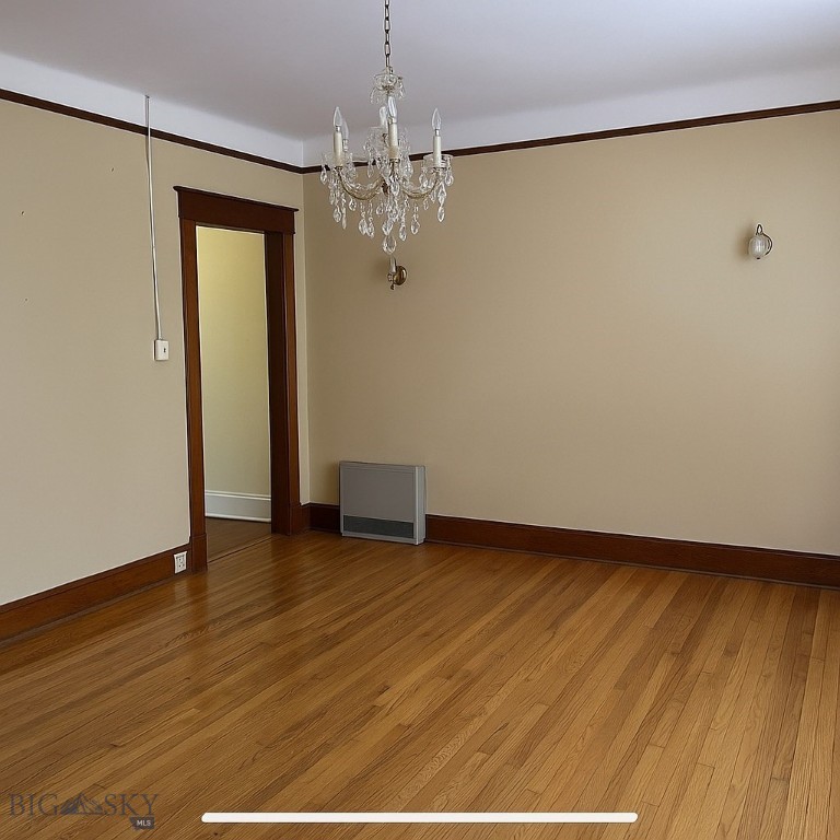 512 W Park Property Photo 6